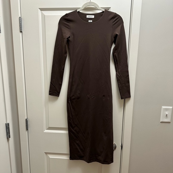 Aritzia (Babaton) contour crew long sleeve midi dress. Size S. - Picture 11 of 12